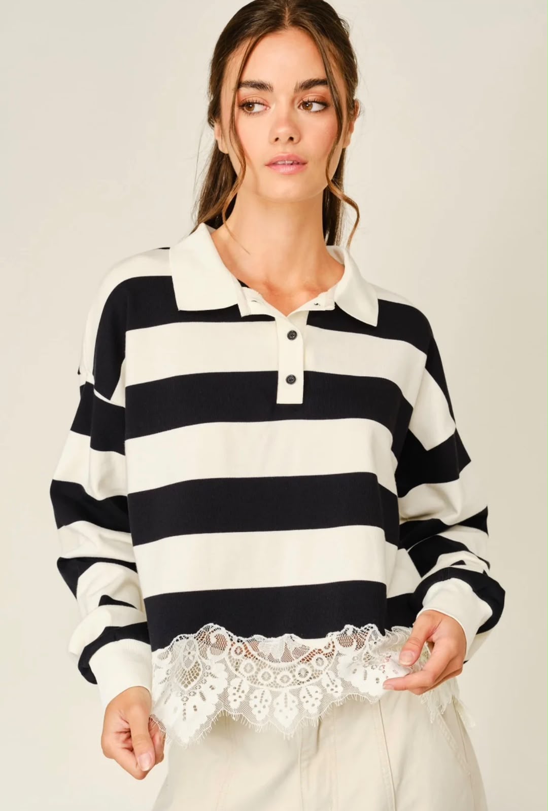 BLUSA RAYAS CON LACE