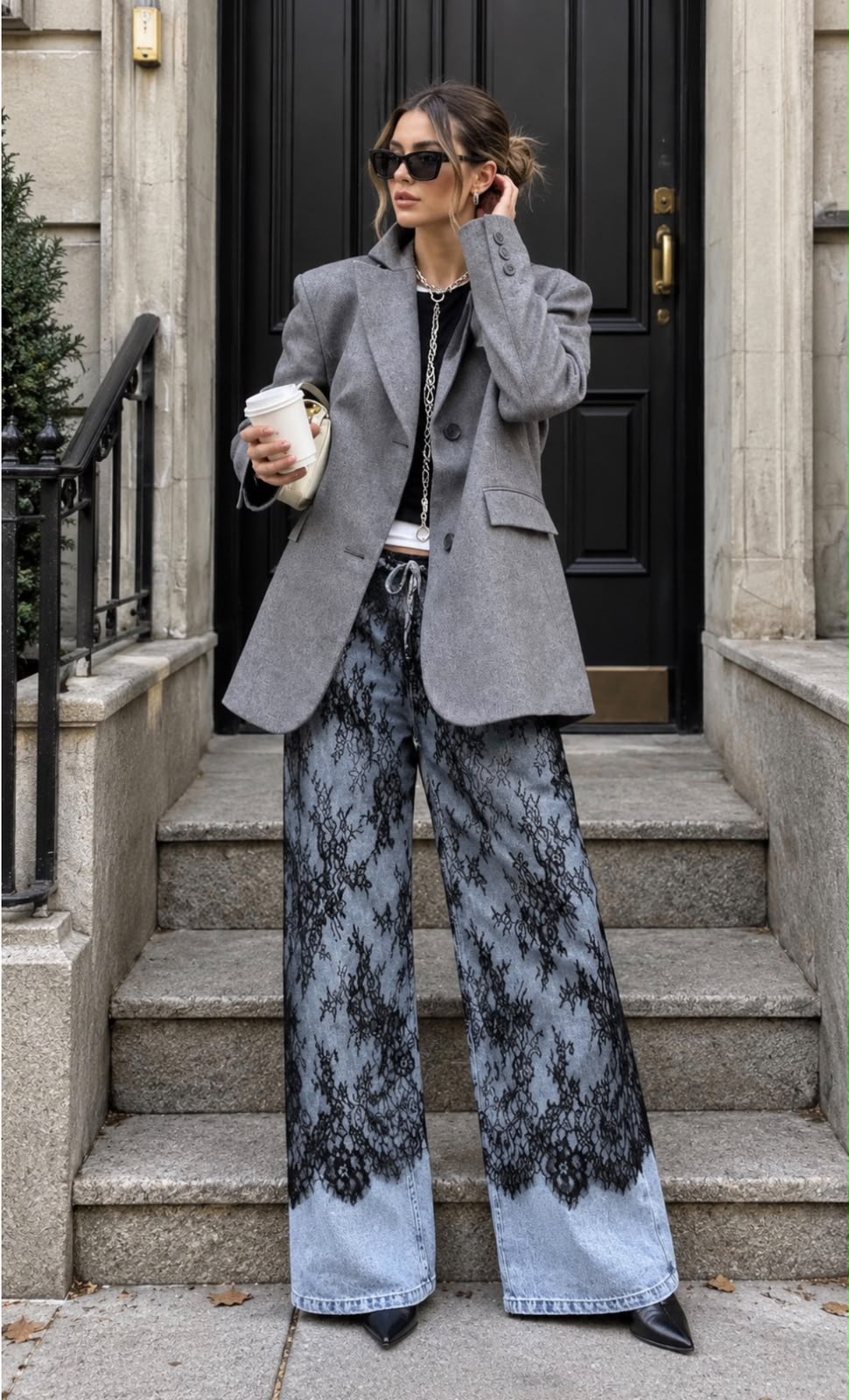 JEANS CON LACE